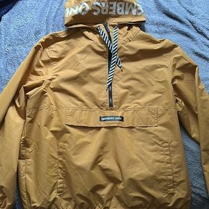Large Men’s Members Only windbreaker